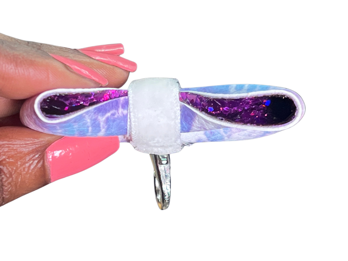 Dynamic Bow Charm
